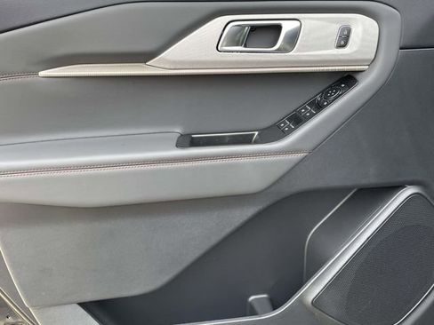 New 2026 Ford Explorer Active image 14