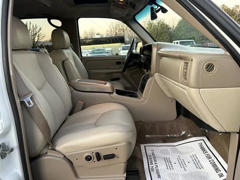 Used 2004 Chevrolet Tahoe Z71 w/ Z71 Preferred Equipment Group image 21