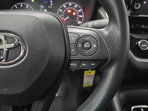 Used 2023 Toyota Corolla LE FWD image 20