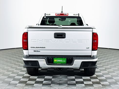 Used 2022 Chevrolet Colorado LT w/ Fleet Safety Package image 8