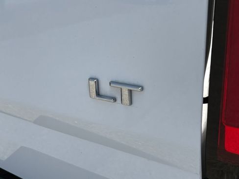 Used 2022 Chevrolet Colorado LT w/ Fleet Safety Package RWD image 8