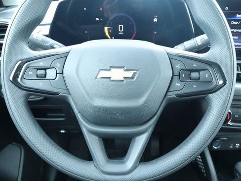 New 2026 Chevrolet TrailBlazer LS FWD image 2