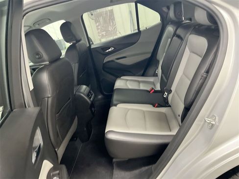 Used 2020 Chevrolet Equinox Premier image 22