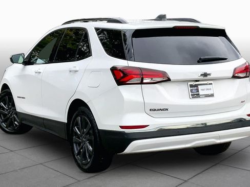 Used 2023 Chevrolet Equinox RS FWD image 12