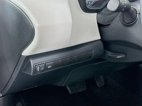 Used 2024 Toyota Corolla LE image 10