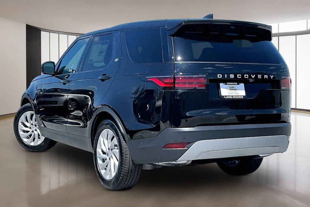 New 2026 Land Rover Discovery S AWD/4WD image 3