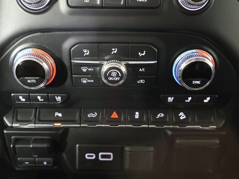 Used 2022 GMC Sierra 1500 Denali image 51