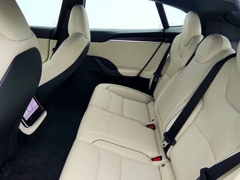 Used 2021 Tesla Model S Plaid image 25