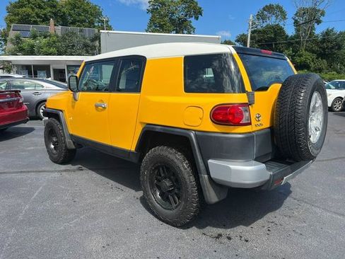 Used 2008 Toyota FJ Cruiser 4WD image 3