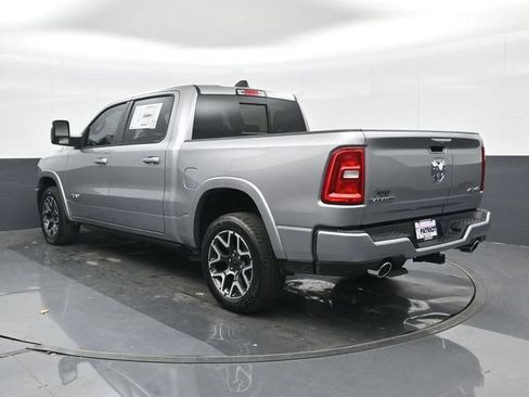 Used 2025 RAM 1500 Laramie AWD/4WD image 2