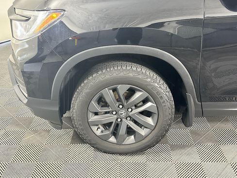 Used 2022 Honda Ridgeline Sport image 11