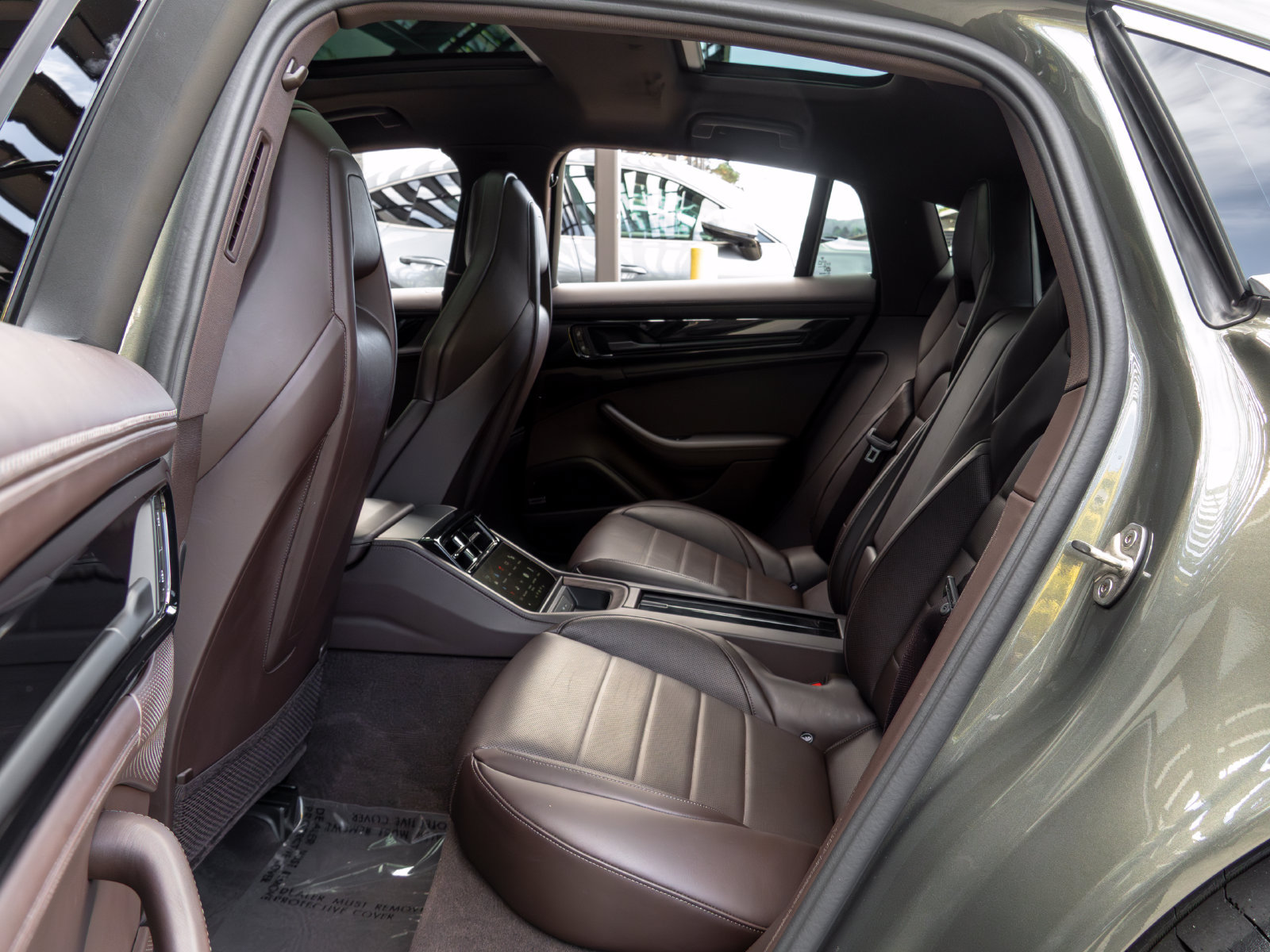 Certified 2024 Porsche Panamera image 45