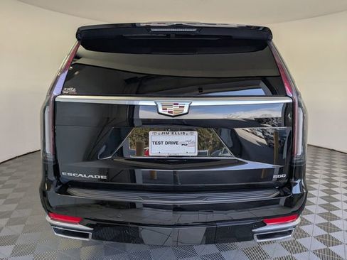 Used 2023 Cadillac Escalade ESV Premium Luxury AWD/4WD image 13