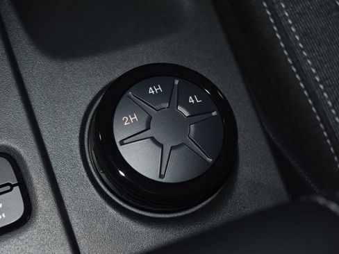 Used 2025 Ford Ranger XLT w/ Equipment Group 301A High image 13