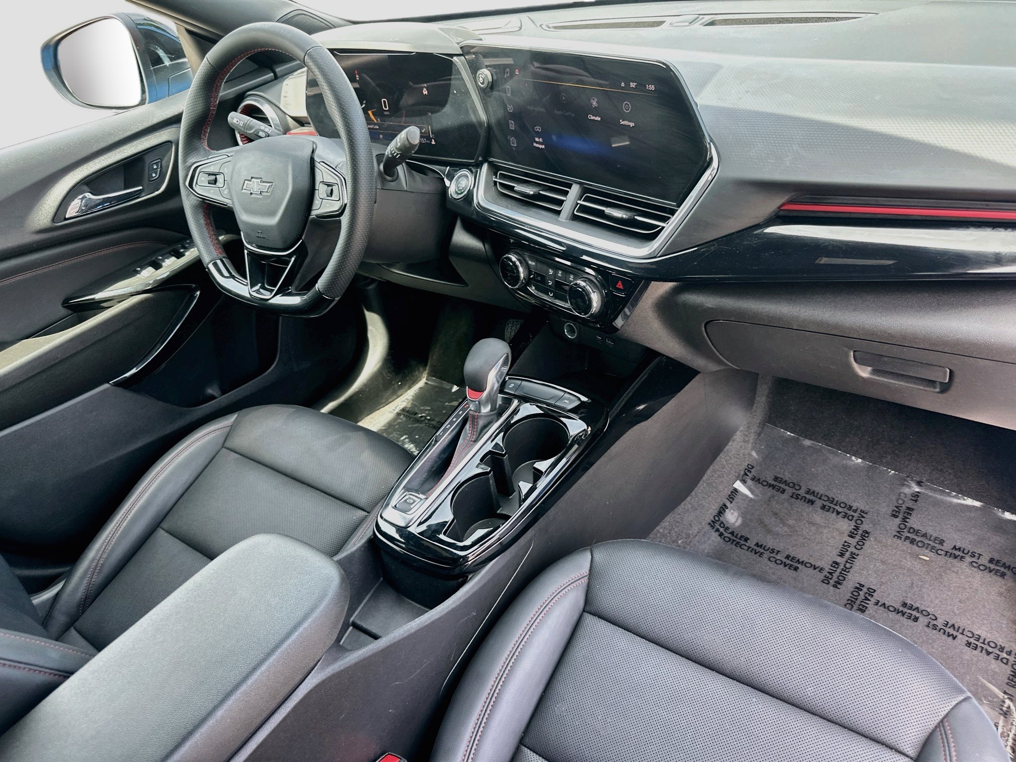 Used 2024 Chevrolet Trax RS FWD image 27