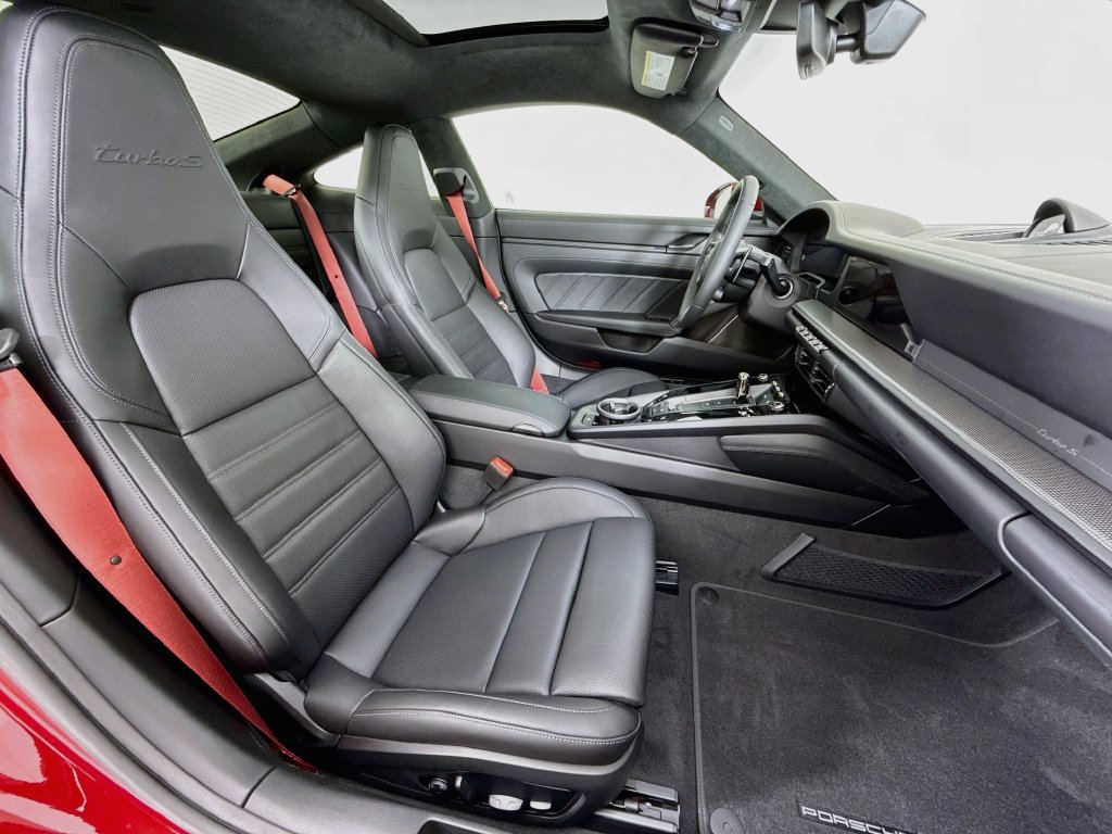 Used 2026 Porsche 911 Turbo S AWD/4WD image 29