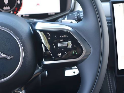 New 2026 Jaguar F-PACE R-Dynamic S AWD/4WD image 21
