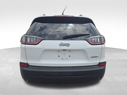 Used 2020 Jeep Cherokee Latitude FWD image 11