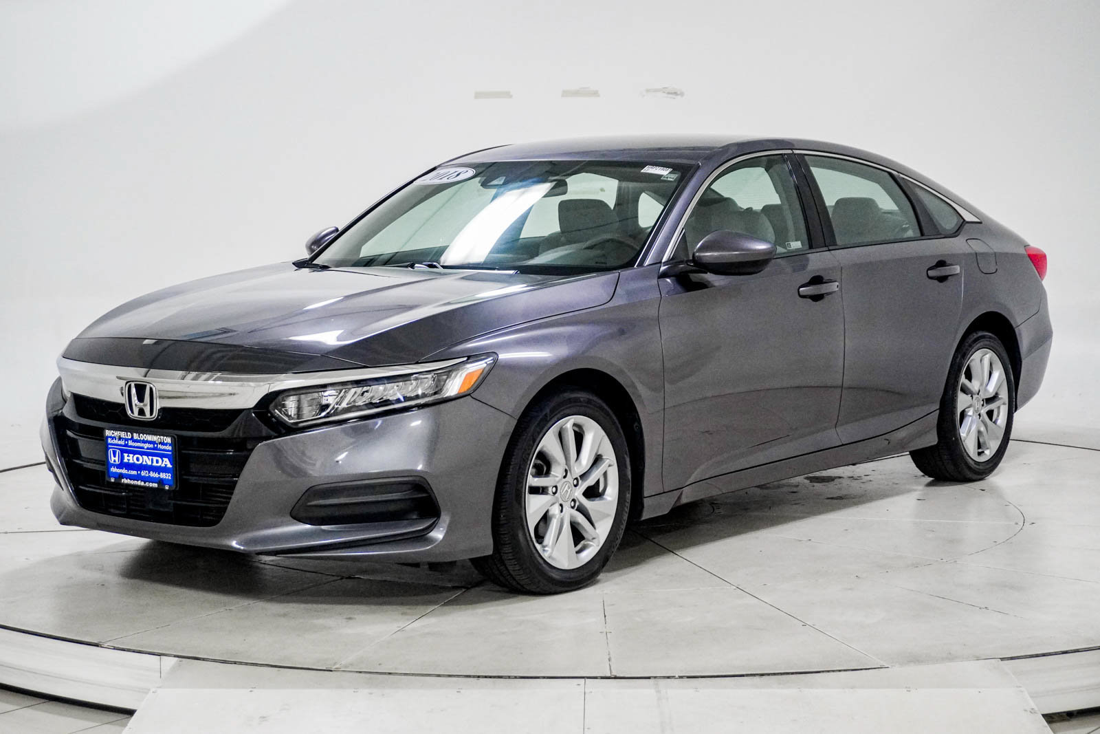 Used 2018 Honda Accord LX image 3