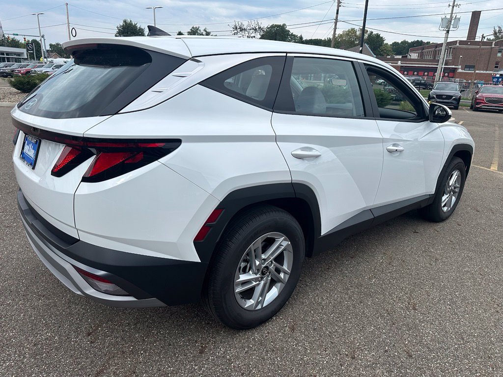 Used 2026 Hyundai Tucson SE FWD image 5