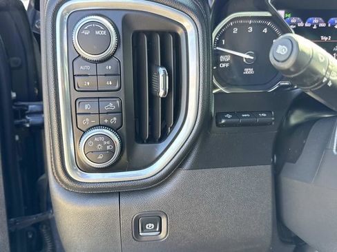 Used 2020 GMC Sierra 1500 AT4 w/ AT4 Premium Package image 32