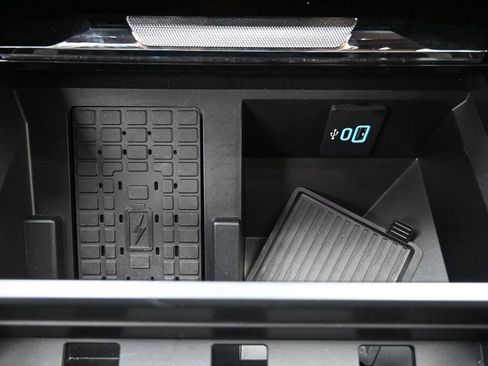 Certified 2024 Ford F450 King Ranch w/ FX4 Off-Road Package image 31