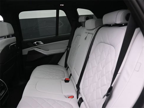 New 2026 BMW X5 sDrive40i w/ Climate Comfort Package image 14