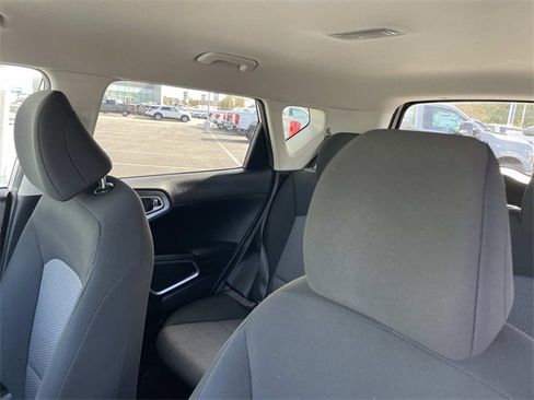 Used 2023 Kia Soul S image 22