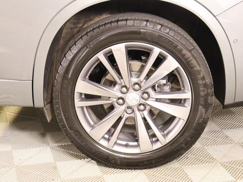 Used 2025 Cadillac XT6 Premium Luxury w/ Technology Package FWD image 20