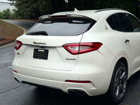 Used 2018 Maserati Levante S GranSport AWD/4WD image 5