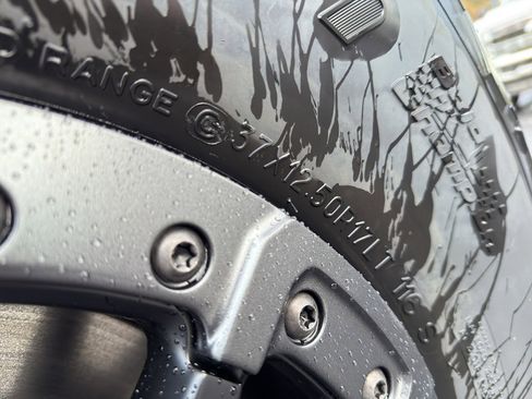 New 2025 Ford Bronco Raptor AWD/4WD image 17