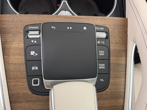 Used 2025 Mercedes-Benz GLE 350 4MATIC image 23