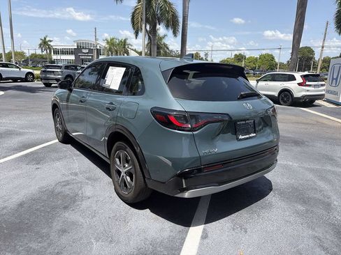 Certified 2024 Honda HR-V EX-L image 6