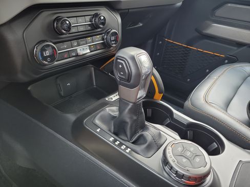 Certified 2023 Ford Bronco Badlands AWD/4WD image 24