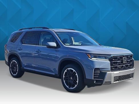 New 2026 Honda Pilot Touring image 5