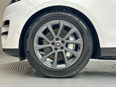 Certified 2025 Land Rover Range Rover Sport SE AWD/4WD image 17