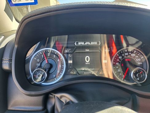 Used 2022 RAM 1500 Laramie w/ Off Road Group image 14