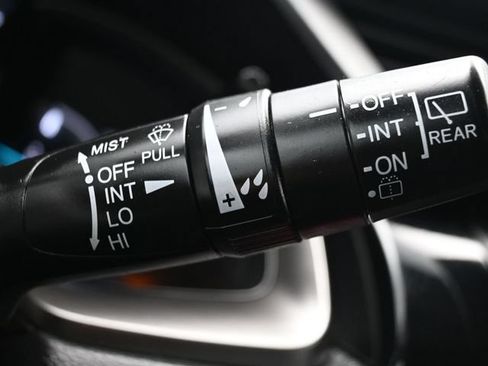 Used 2021 Honda Civic EX image 29
