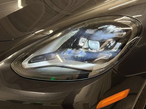 Certified 2021 Porsche Panamera image 33