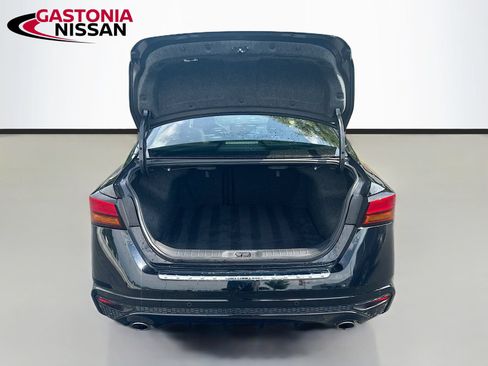 Used 2023 Nissan Altima 2.5 SR w/ SR Premium Package FWD image 35