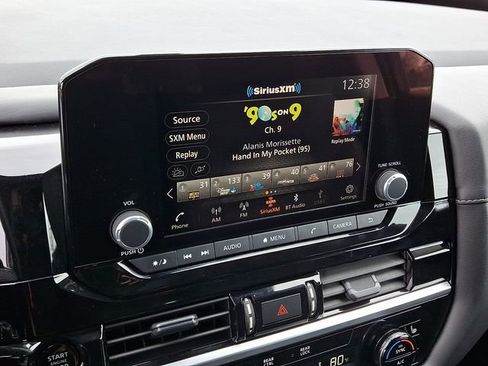 Certified 2025 Nissan Pathfinder SV image 16