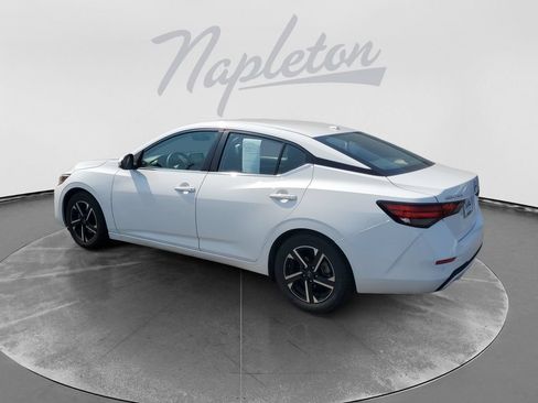 Used 2024 Nissan Sentra SV FWD image 6