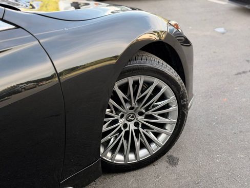Used 2024 Lexus LS 500 w/ Interior Upgrade Package RWD image 61
