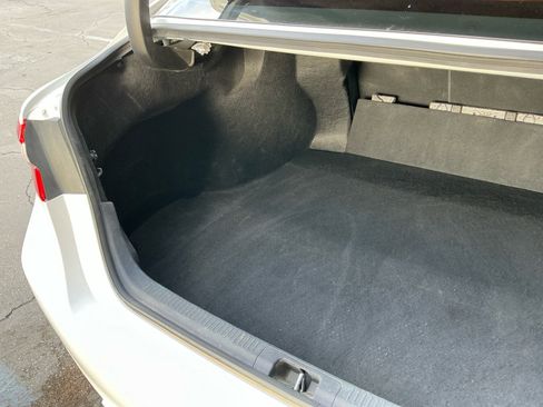 Used 2024 Toyota Camry SE image 21