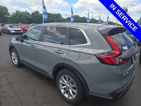 Used 2025 Honda CR-V EX image 4