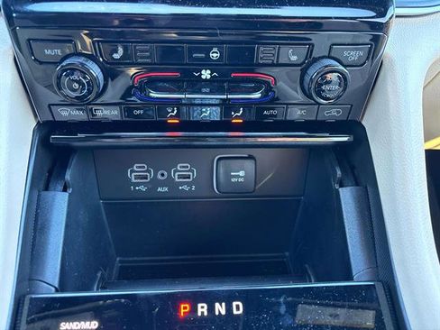 Certified 2025 Jeep Grand Cherokee L Limited image 25