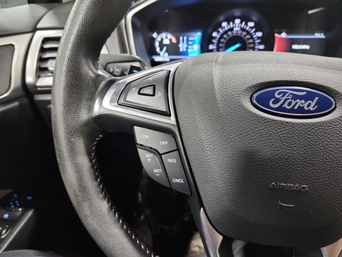 Used 2019 Ford Fusion SE w/ Equipment Group 151A FWD image 23