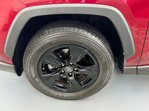 Used 2024 Toyota RAV4 XLE image 13