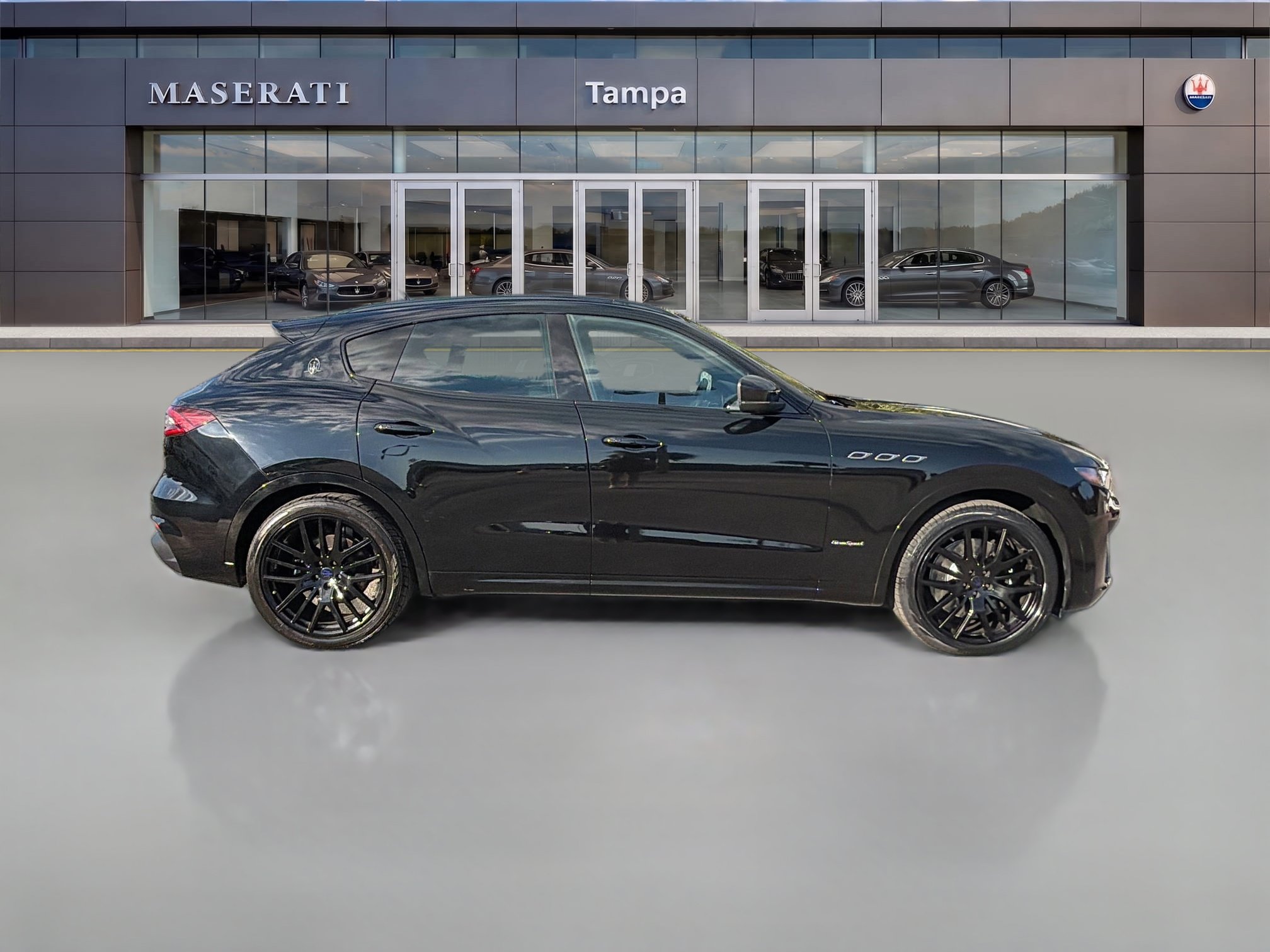 Used 2019 Maserati Levante S GranSport AWD/4WD image 2