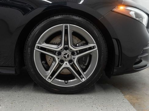 Used 2020 Mercedes-Benz A 220 4MATIC image 36